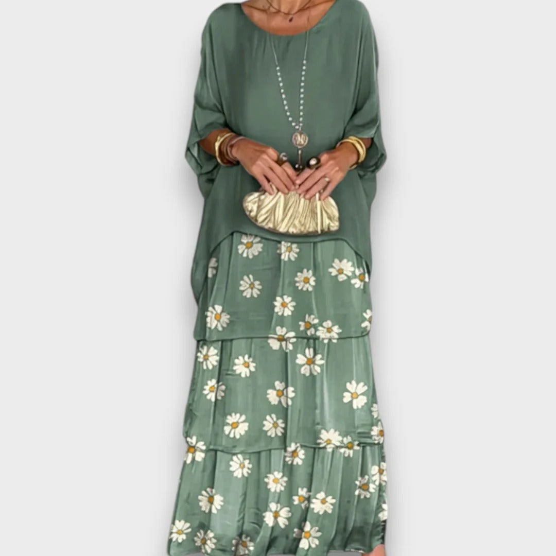 Lara | Elegant Flowing Maxi Dress