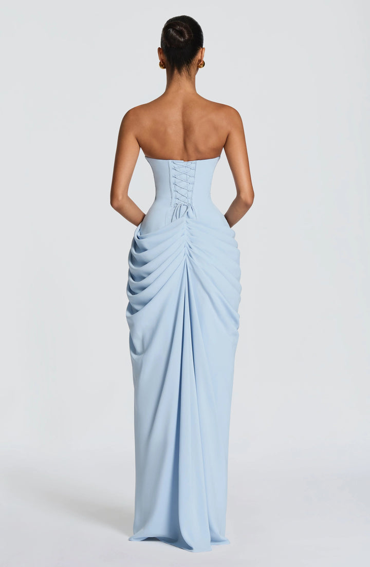 Lola™ | Sculpting Elegance That Defines Your Figure