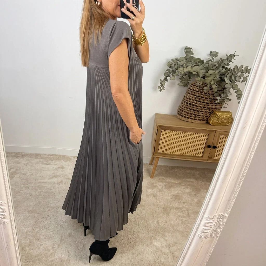 Ana – Timeless Comfort Dress