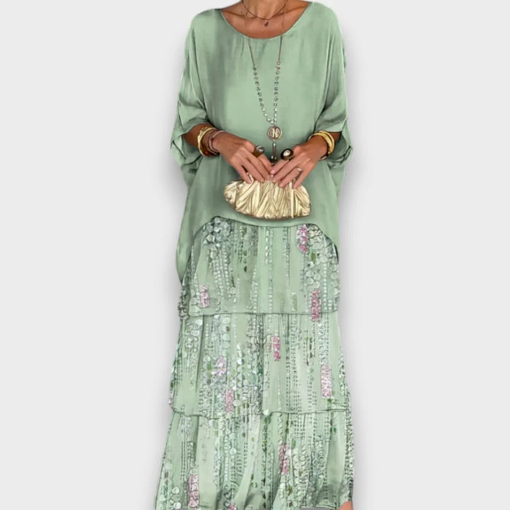 Lara | Elegant Flowing Maxi Dress