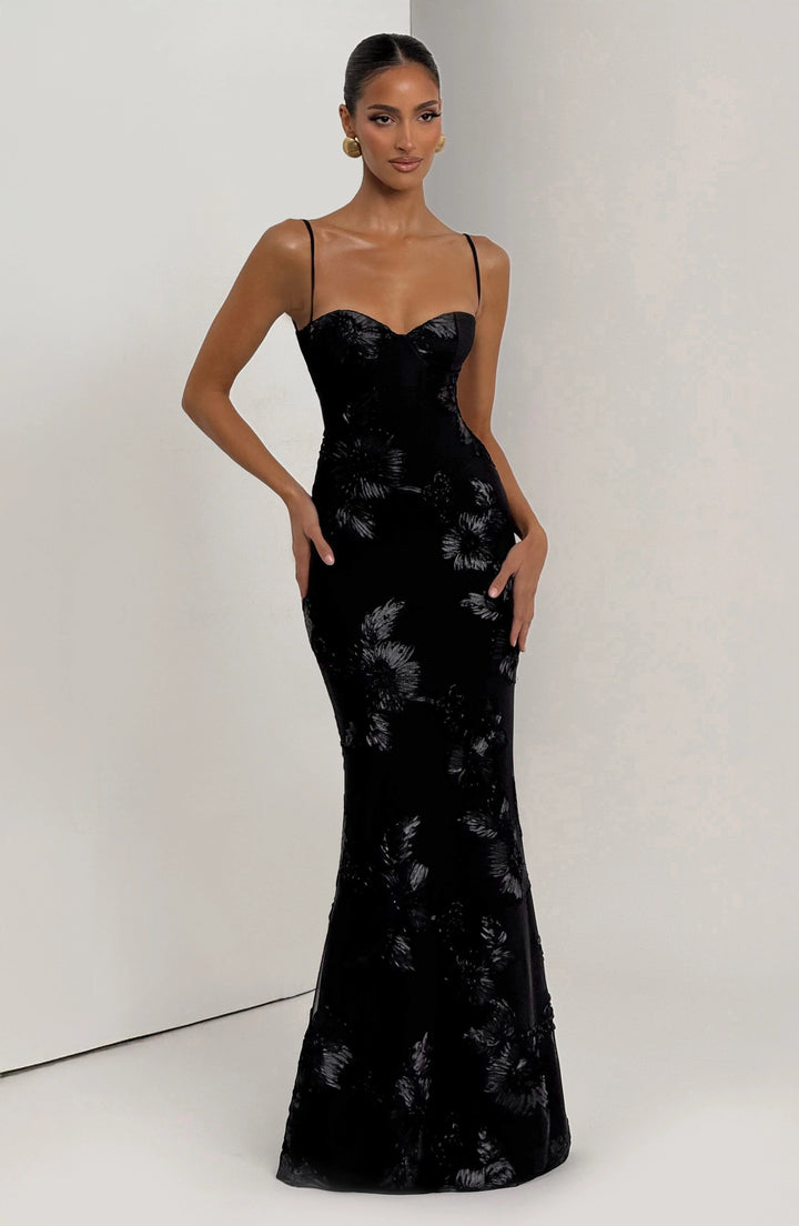 Raquel™ | Structured Elegance with Exclusive Details