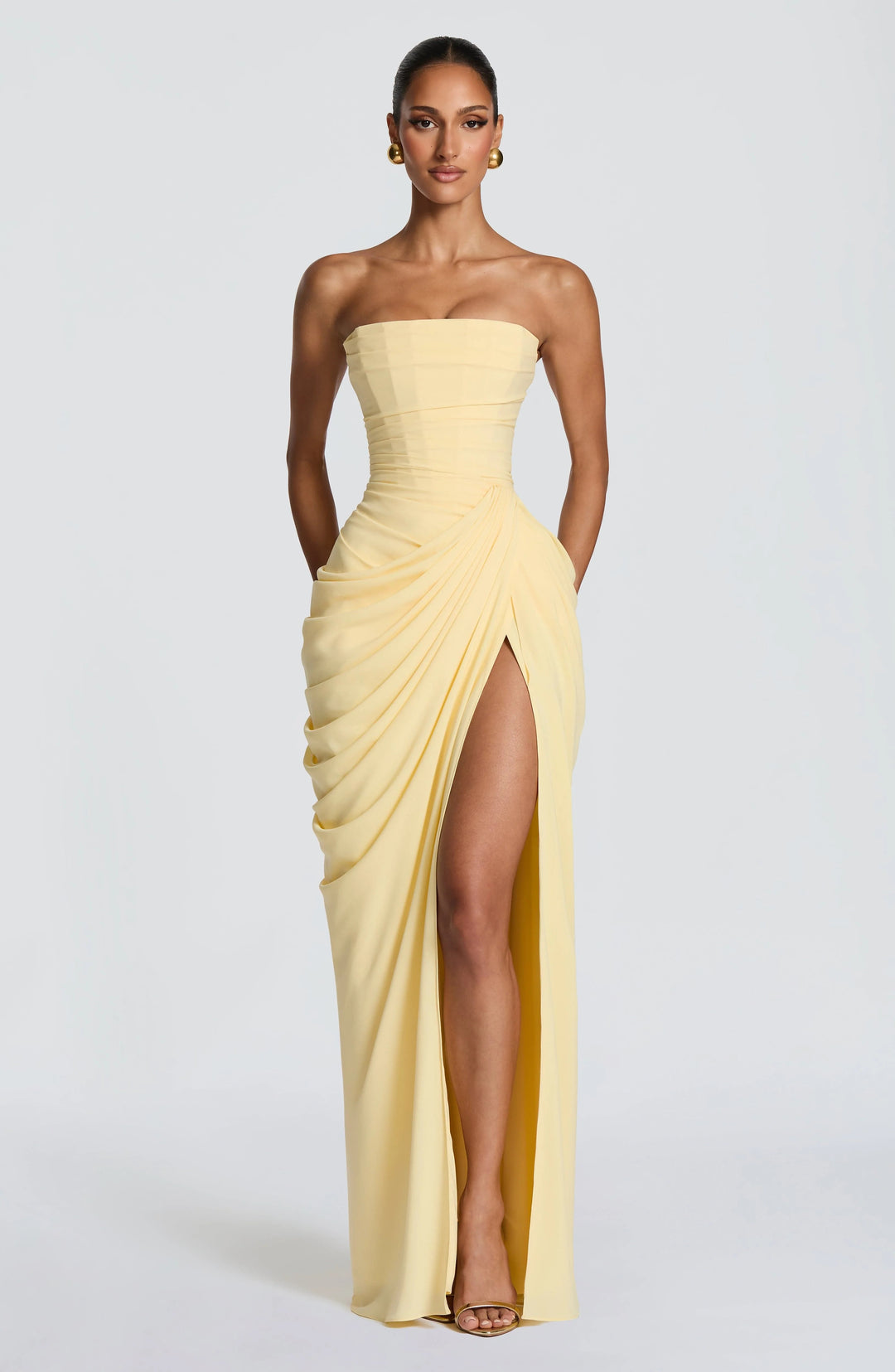 Lola™ | Sculpting Elegance That Defines Your Figure