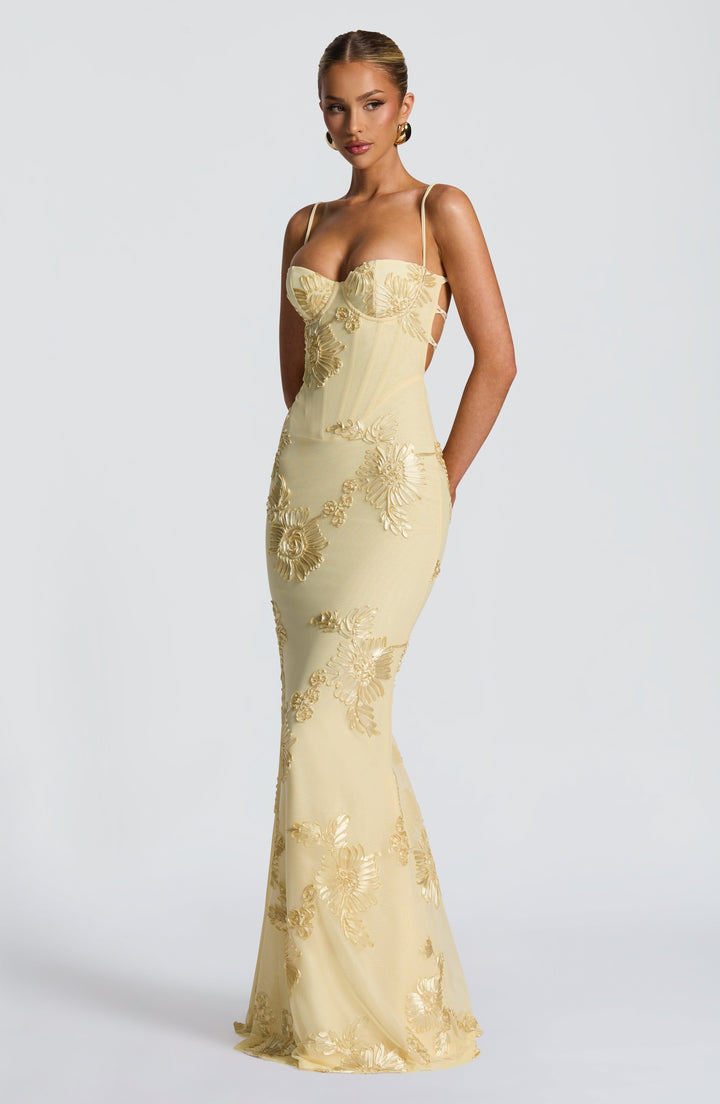 Raquel™ | Structured Elegance with Exclusive Details